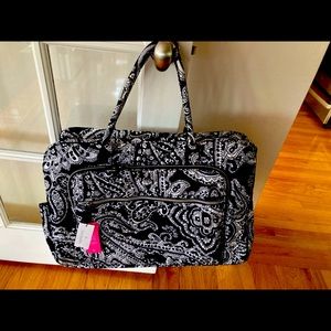 Vera Bradley Iconic Grand Weekender